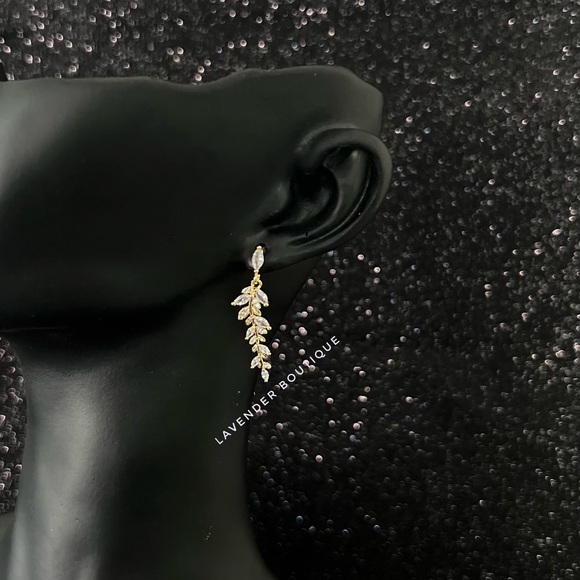 NEW 14K Gold Plated Diamond Leaf Drop Earrings - Picture 6 of 7